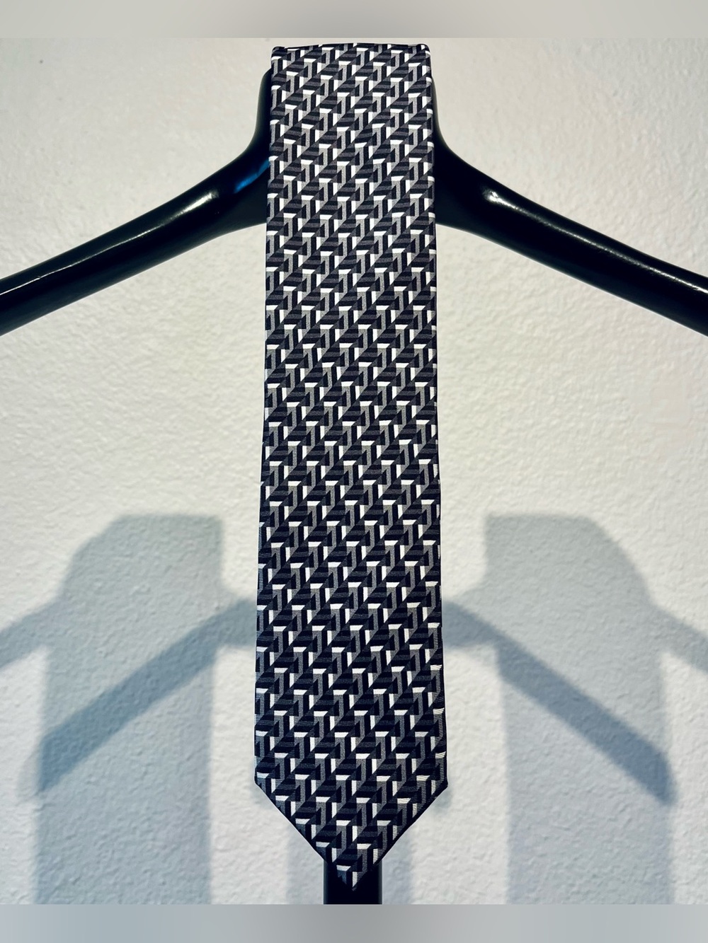 Pal Zileri Black and White Geometric Linen-Silk Blend Tie